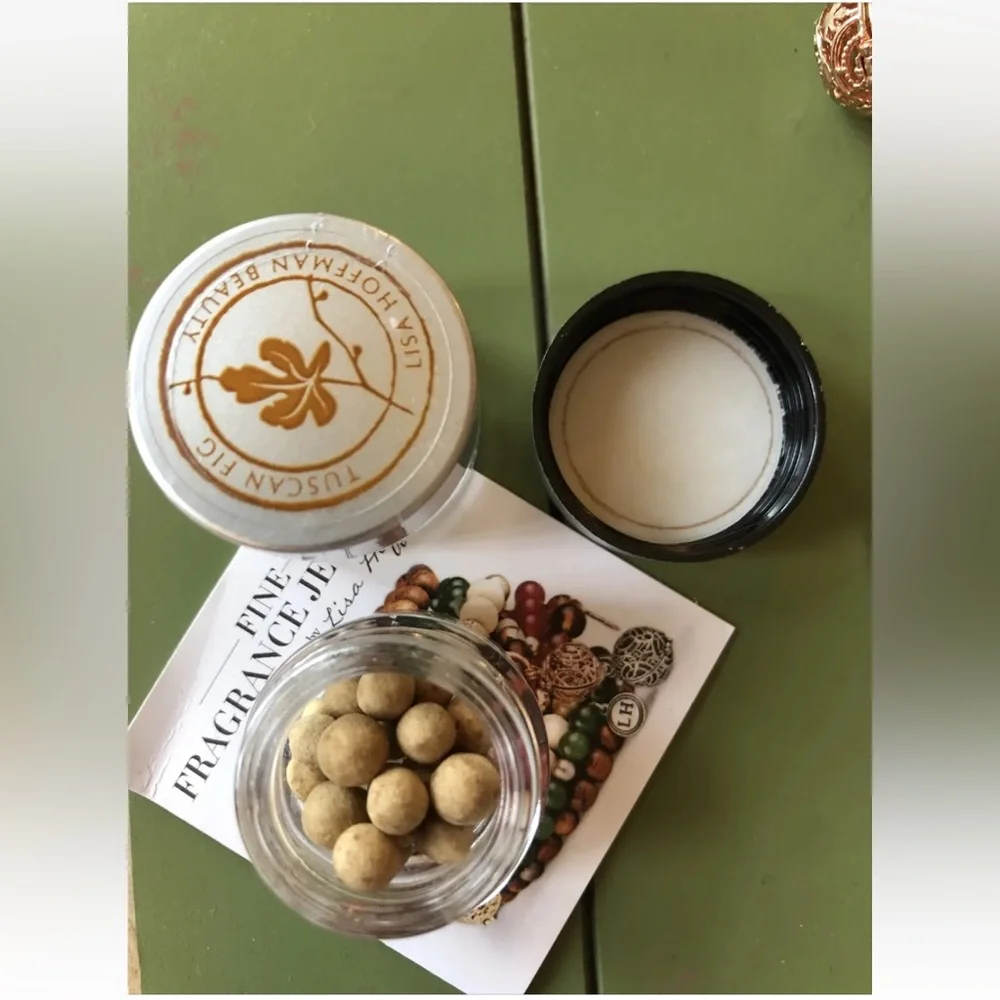 LISA HOFFMAN FINE FRAGRANCE JEWELRY EARRING, BRACELET, 2 BOTTLES TUSCAN FIG - Picture 9 of 9